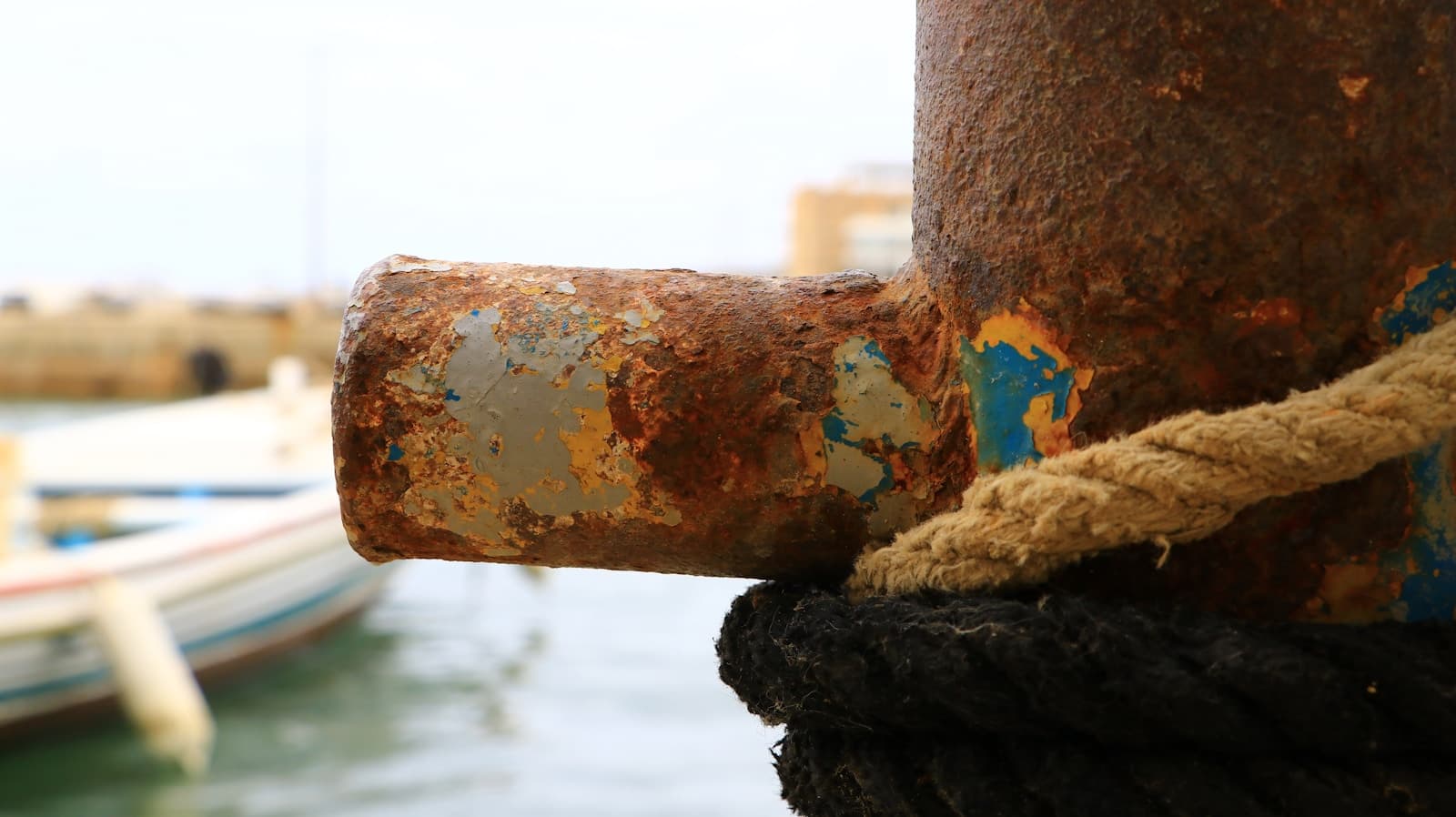 Steel reinforcement corrosion damage in concrete structure