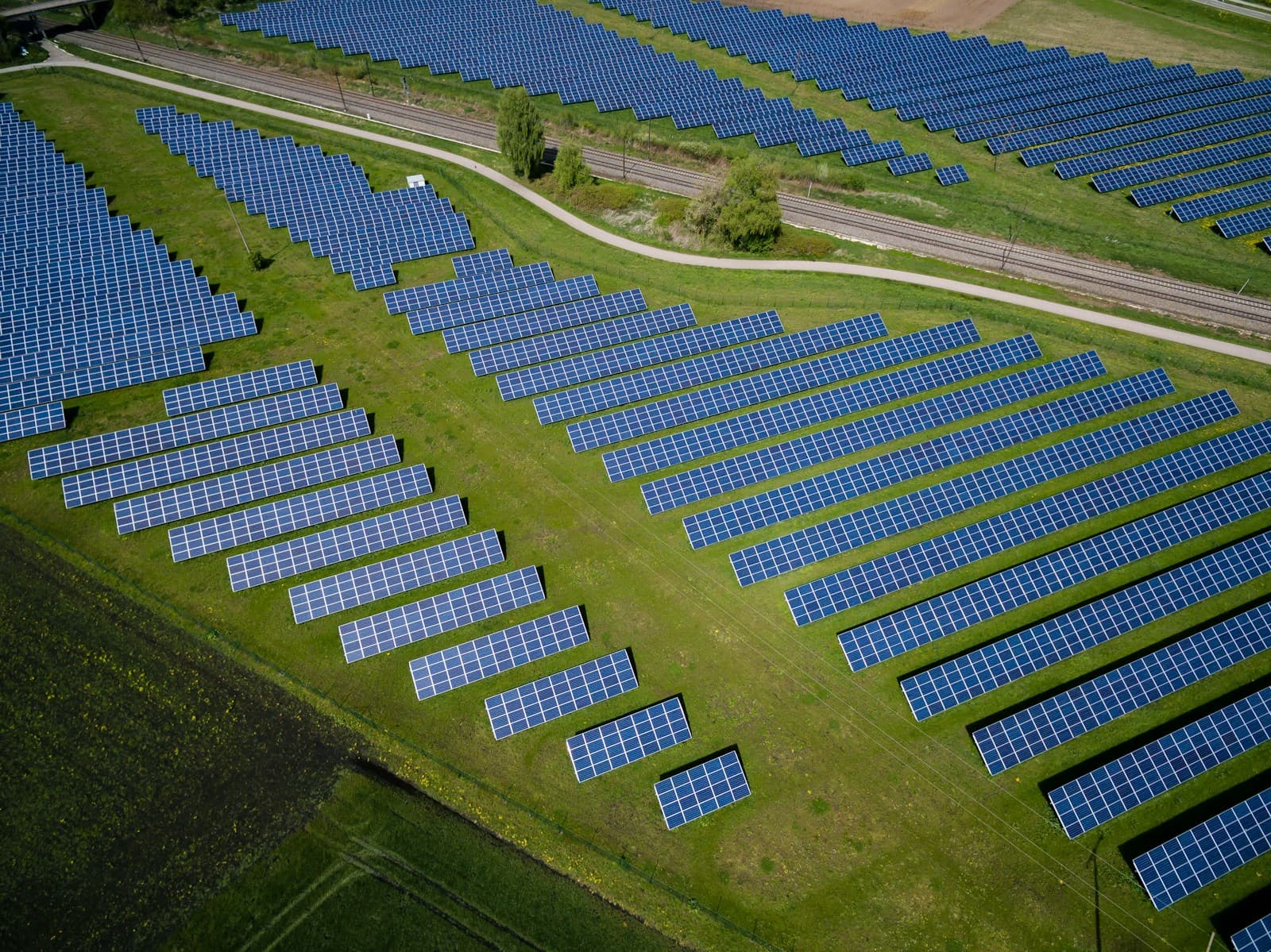 Solar power net metering grid connection system